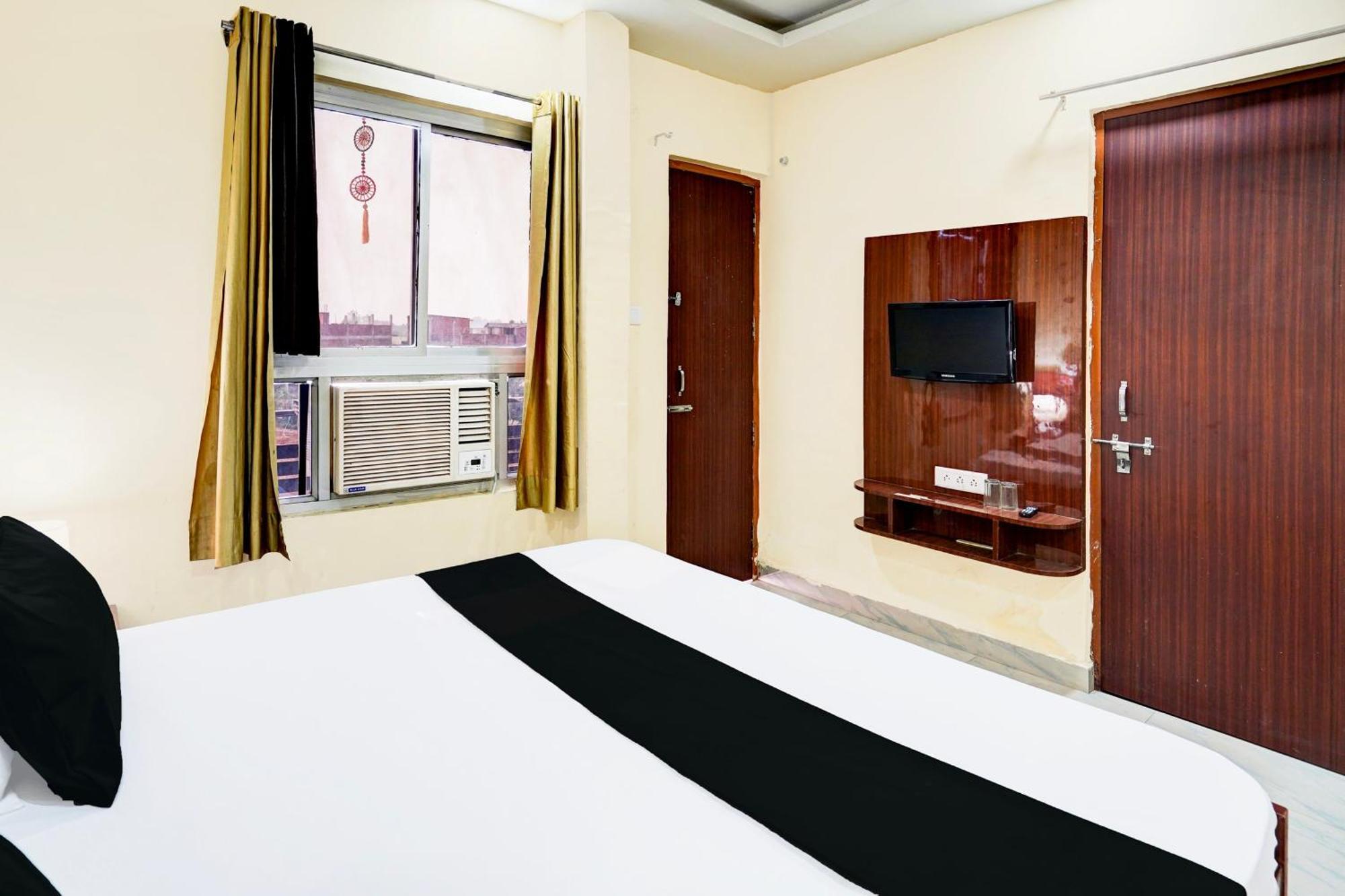 Hotel O Nova Resorts & Luxury Farm Raebareli Exterior photo