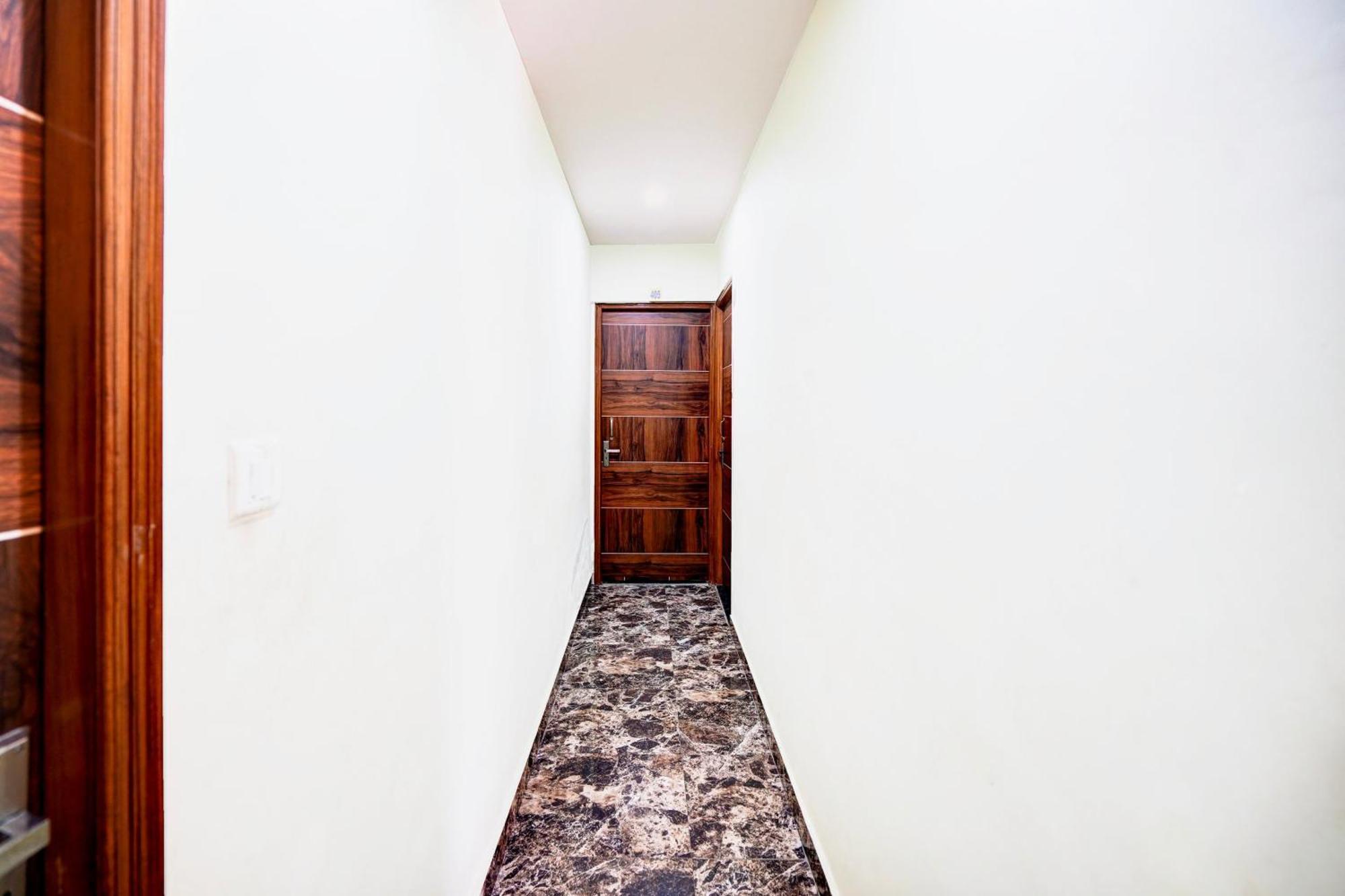 Hotel O Nova Resorts & Luxury Farm Raebareli Exterior photo