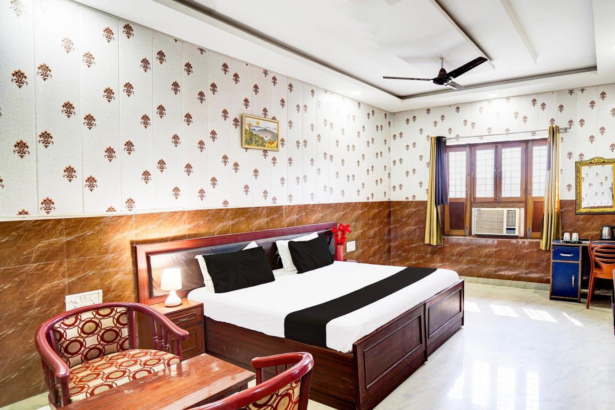 Hotel O Nova Resorts & Luxury Farm Raebareli Exterior photo
