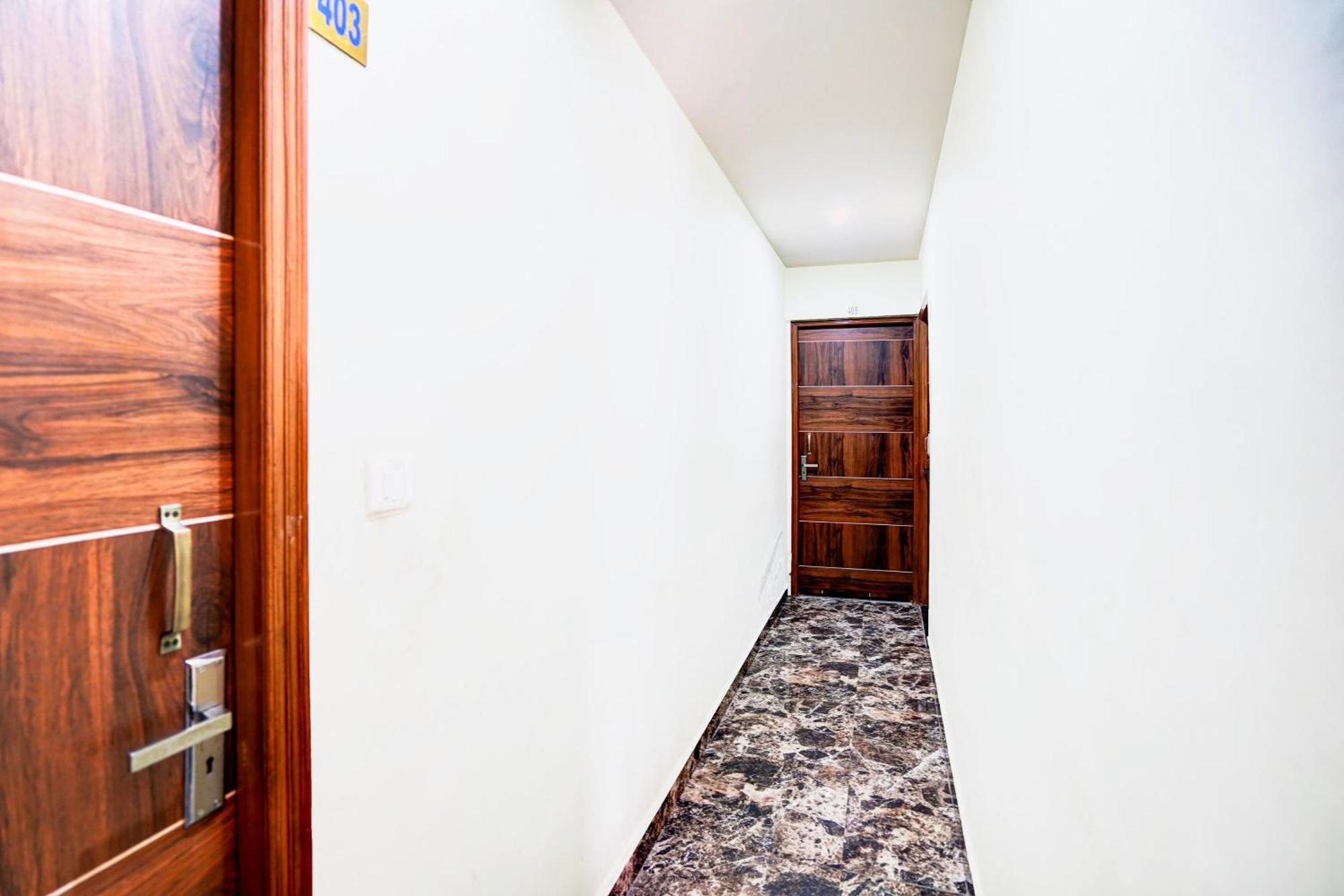 Hotel O Nova Resorts & Luxury Farm Raebareli Exterior photo